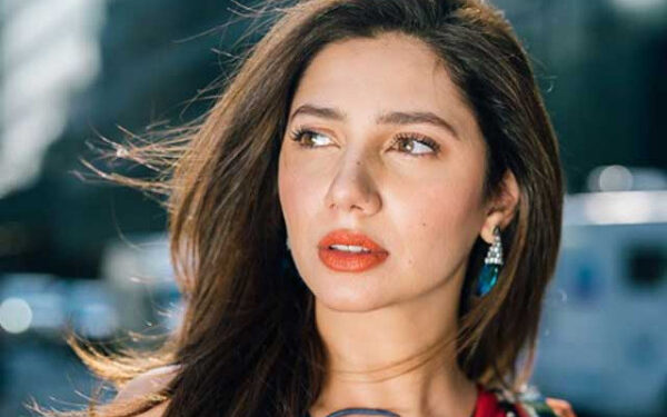 Mahira Khan Delights Fans with Behind-the-Scenes Video from Upcoming Film ‘Love Guru’