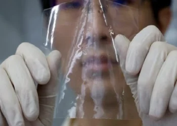 Japanese Scientists Create Revolutionary Ocean-Dissolving Plastic