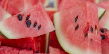 What Are the Effects of Eating Watermelon Every Day? A Complete Health Guide