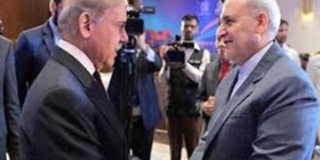 Iranian Ambassador Meets Prime Minister Shahbaz Sharif, Discusses Escalating Regional Tensions