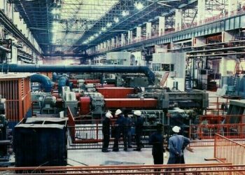 Profits of State-Owned Enterprises Decline Sharply in Pakistan: Power Sector Losses Soar to Rs 5,900 Billion