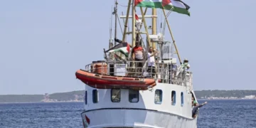 Gaza Aid Ship 'Hanzala' Loses Contact Amid Fears of Israeli Drone Attack