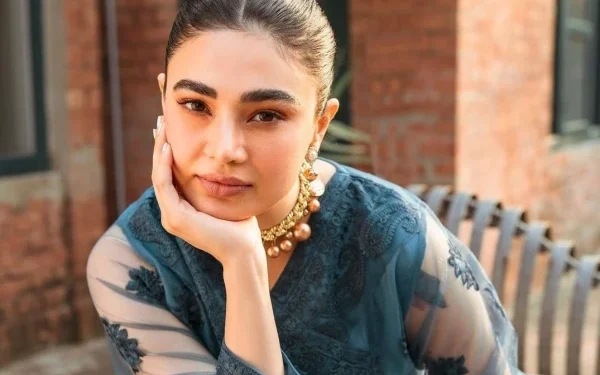 Saheefa Jabbar Khattak's Powerful Critique of Pakistan's Showbiz Industry: A Wake-Up Call for Change