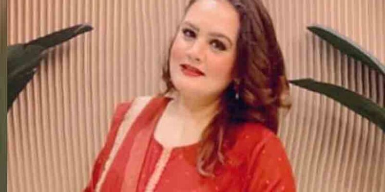 Actress Hina Rizvi Falls Victim to Online Fraud, Loses Millions in E-Bike Scam