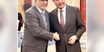 Foreign Minister Ishaq Dar Meets Chinese Counterpart Wang Yi: Strengthening CPEC and Bilateral Ties