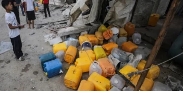 Israeli Missile Attack on Gaza Kills 10 Children at Water Distribution Center: Death Toll in Ongoing Conflict Surpasses 58,000