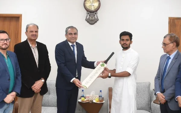 Mohsin Naqvi meets Bangladeshi Sports Minister, agrees to cooperate in promoting cricket