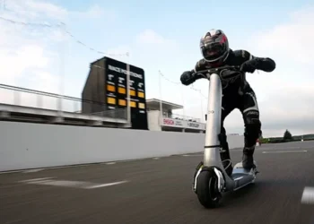 World's Fastest E-Scooter Unveiled: Meet 'Turbo' by British Company Bo