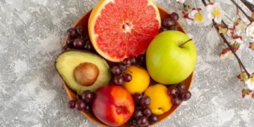 Top 8 Low-Sugar Fruits Safe for Diabetics: A Complete Guide