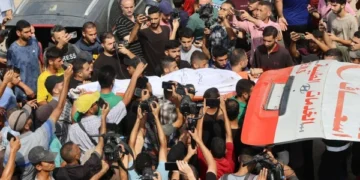 Pakistan and Global Community Condemn Israel for Killing Five Journalists in Gaza