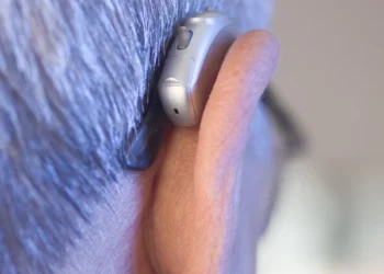 Revolutionary AI-Powered Smart Glasses Developed in Scotland to Improve Hearing