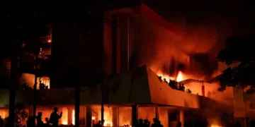 Protests Erupt Across Indonesia: Parliament Buildings Set Ablaze, President Cancels China Visit