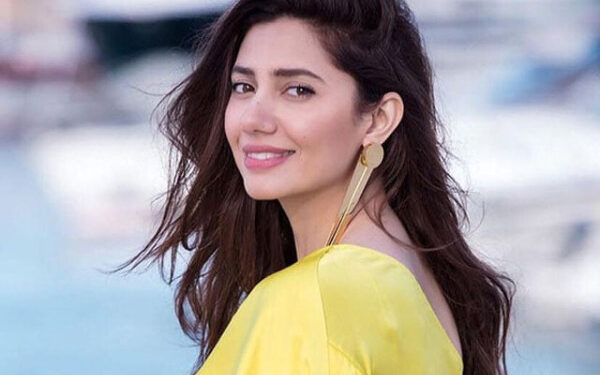 “Floods and Rains Scared Me”: Mahira Khan’s Emotional Confession After Recent Disasters