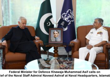 DEFENCE MINISTER CALLS ON CHIEF OF THE NAVAL STAFF