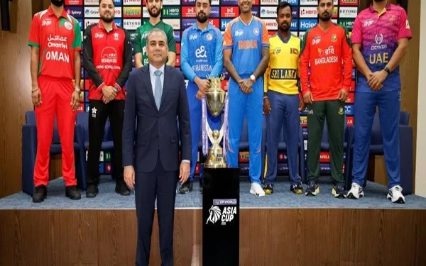 Mohsin Naqvi Meets Captains of Participating Teams in Asia Cup.