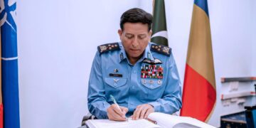 AIR CHIEF CALLS ON CHIEF OF ROMANIAN AIR  FORCE STAFF DURING HIS VISIT TO ROMANIA