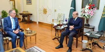 Farewell Call on the PM by the Outgoing High Commissioner of Australia