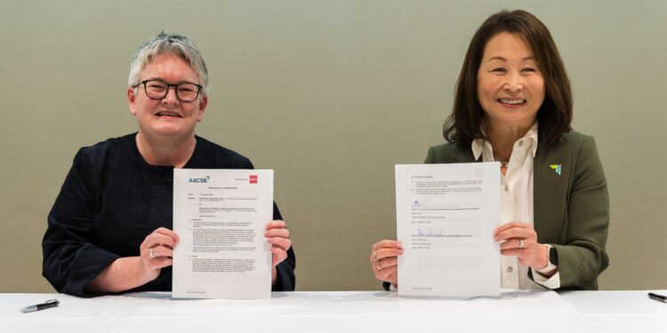 ACCA and AACSB join efforts to support accounting and finance education.