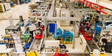 Chinese automakers strengthen capabilities in powertrain development