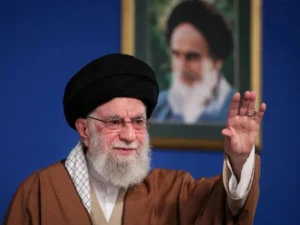 Iran Warns of Strikes on US Bases in Saudi Arabia, Qatar, UAE Amid Rising Tensions.
