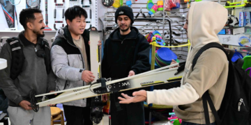 Chinese winter sports equipment industry gains global traction