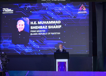 PM announces $1 bn investment, 1000 fully funded PhD scholarships in AI by 2030.