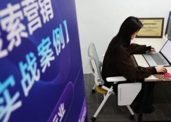 China sees surge in one-person companies in AI era