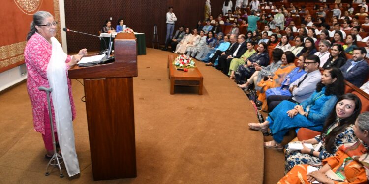 AKU celebrates nurses and midwives as leaders shaping Pakistan’s health care future .00