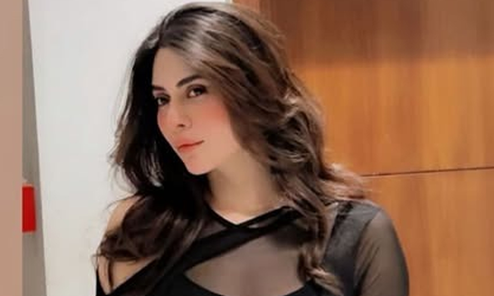 Pakistani Model Huma Saleem Alleges Harassment by Unnamed Cricketer, Plans Legal Action
