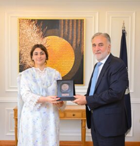 Nawa-e-Waqt MD Visits NAB Headquarters