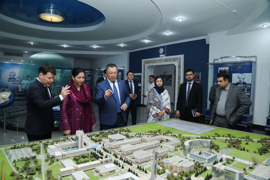 Pakistan, Kazakhstan Agree to Establish Joint Research Centre to Boost Academic Cooperation