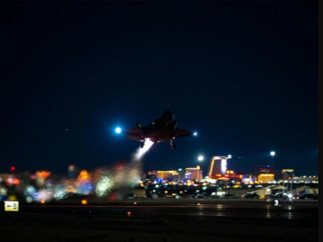 US Launches New Military Strikes on Iran, Targets Strategic Sites Near Strait of Hormuz