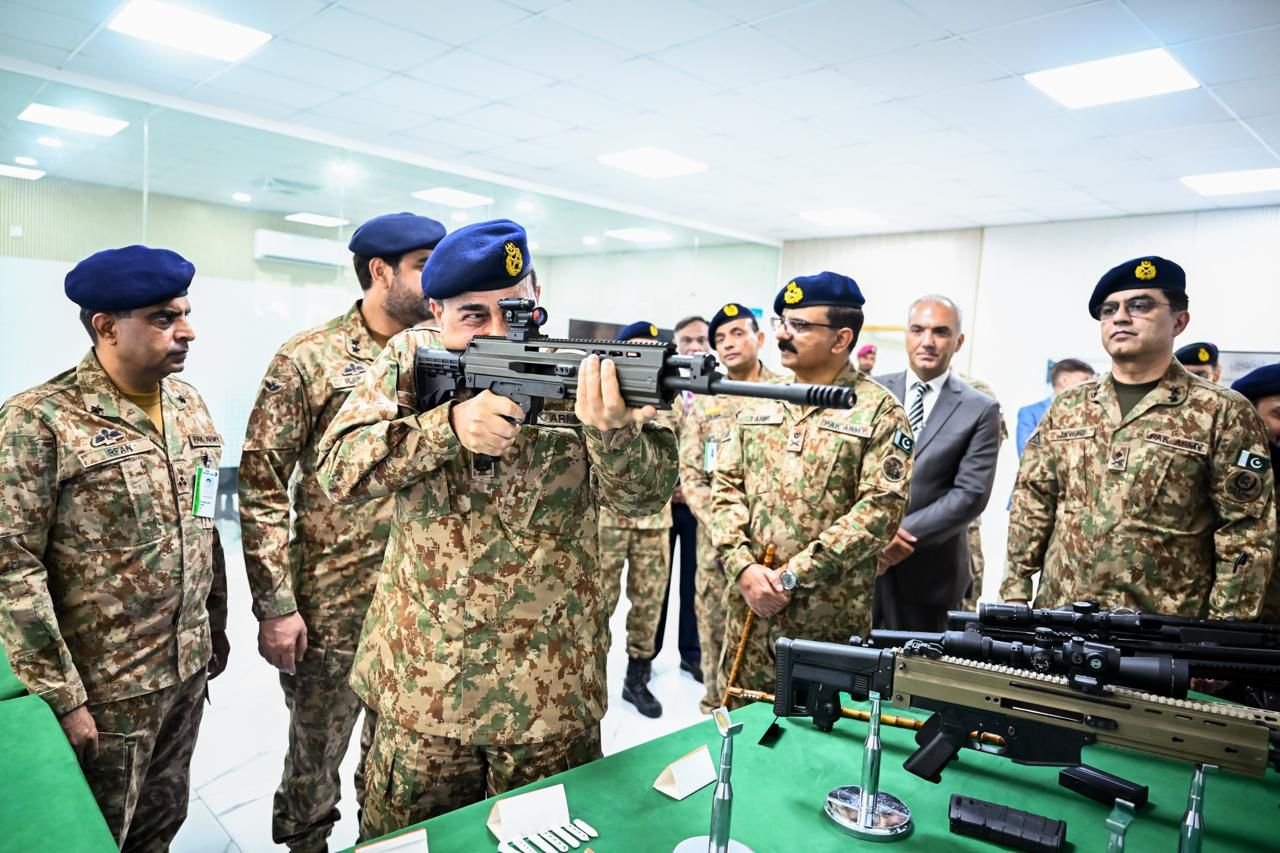 Asim Munir Visits POF Wah, Reviews Defence Production and Export Potential