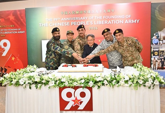 Pakistan Army Celebrates