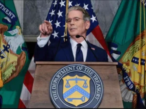 US Warns Iran Against Using Strait of Hormuz as Economic Leverage