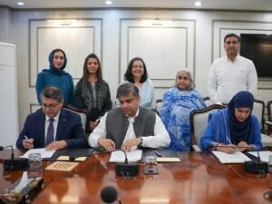 Sindh Health Department, LUMS, and Aga Khan University sign historic agreement