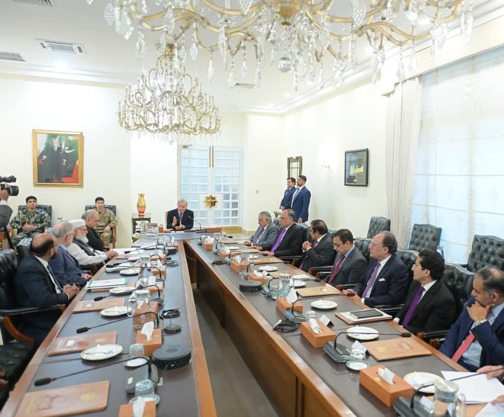 Prime Minister Shehbaz Sharif meets Jamaat-e-Islami delegation to discuss petrol relief and petroleum levy reduction